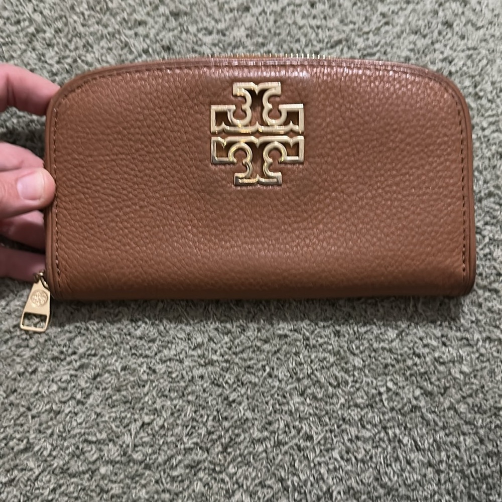 Tory Burch Tan Leather Wallet